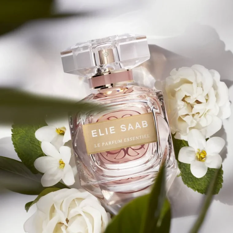 elie-saab-le-parfum-l-essentiel-n_2048x