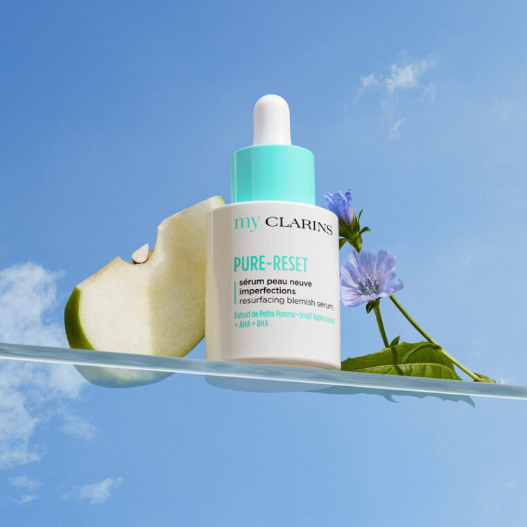my-clarins-pure-reset-resurfacing-blemish-serum